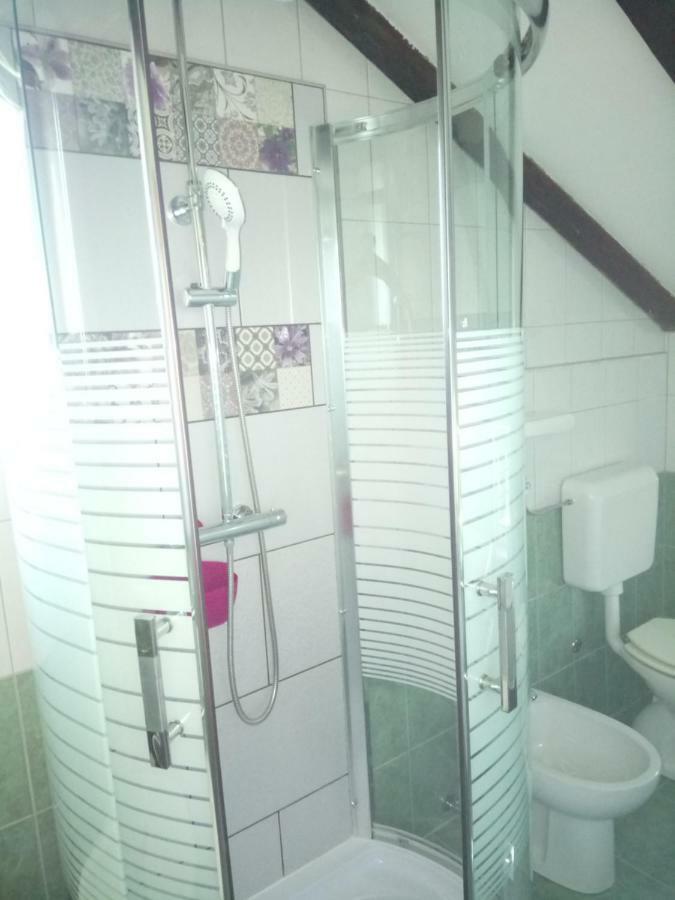 Holiday Home Jadric Osoje 外观 照片