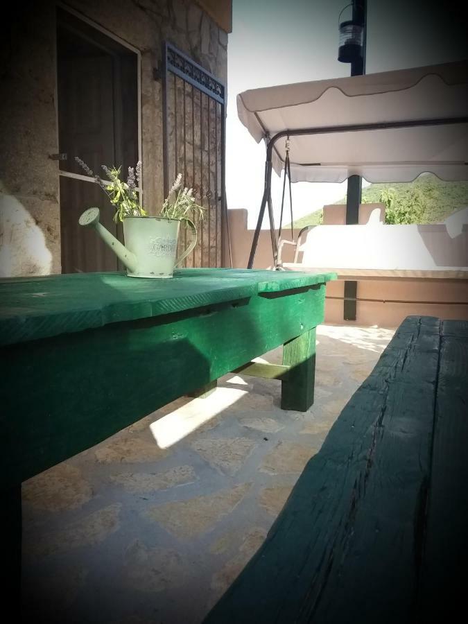 Holiday Home Jadric Osoje 外观 照片