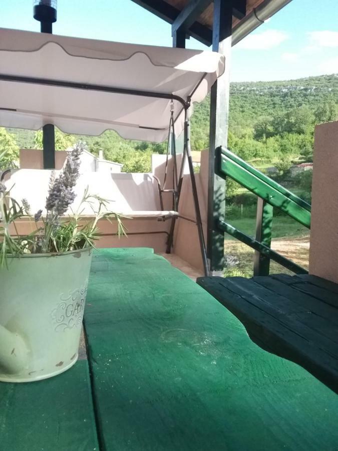 Holiday Home Jadric Osoje 外观 照片