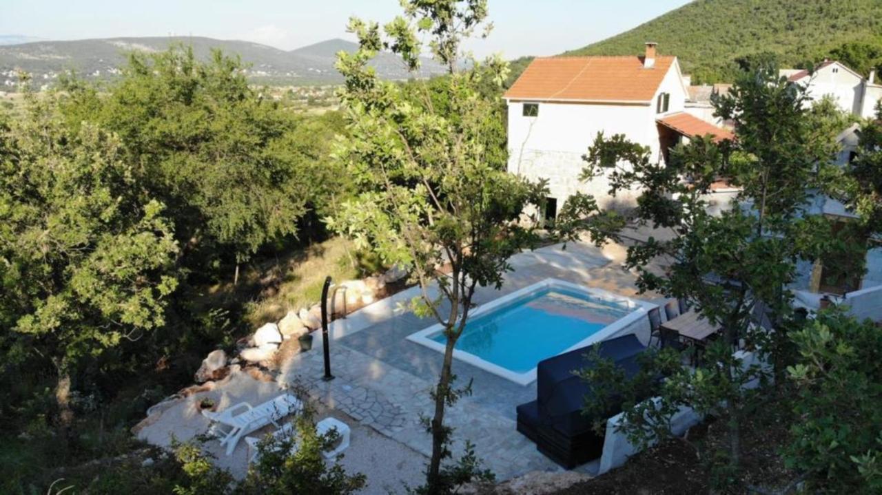 Holiday Home Jadric Osoje 外观 照片