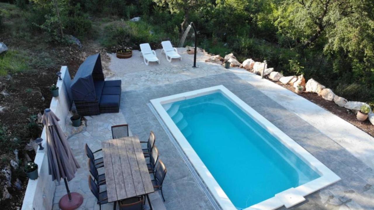 Holiday Home Jadric Osoje 外观 照片